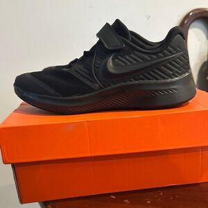 Nike Black Running Shoes